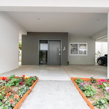Iaira Apartment Атина Екстериор снимка