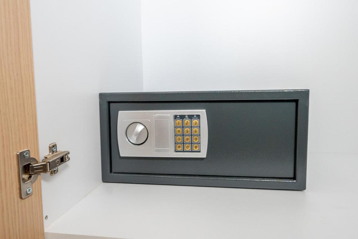 Iaira Apartment Атина Екстериор снимка