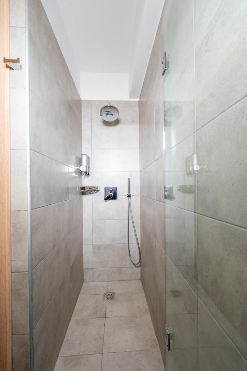 Iaira Apartment Атина Екстериор снимка