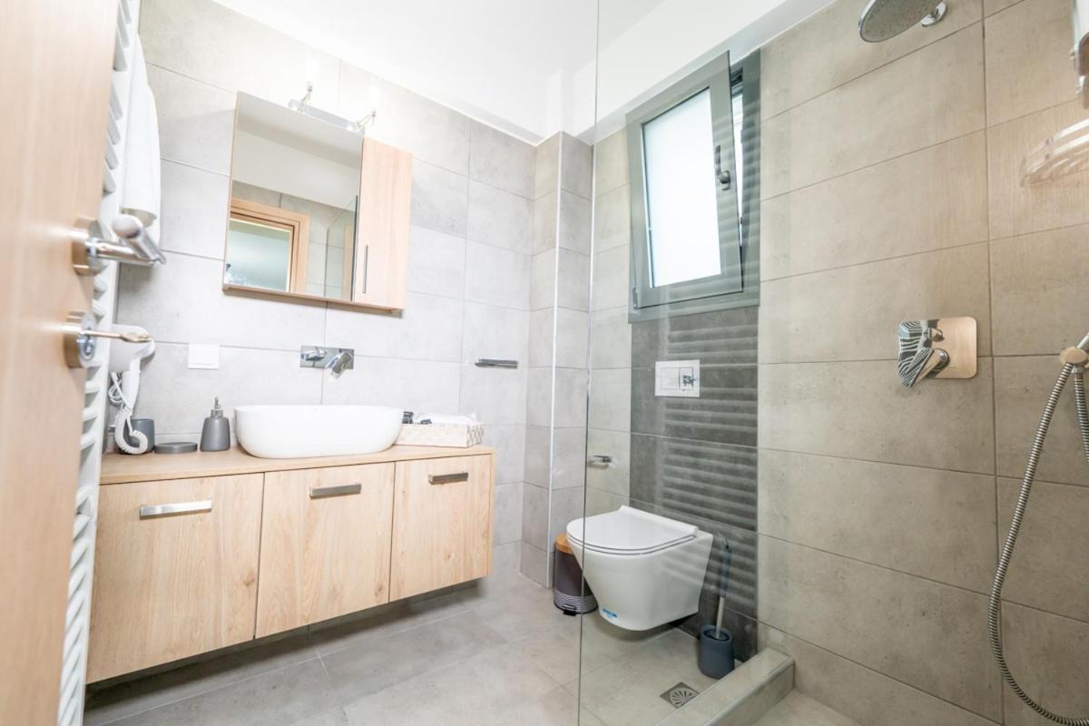 Iaira Apartment Атина Екстериор снимка