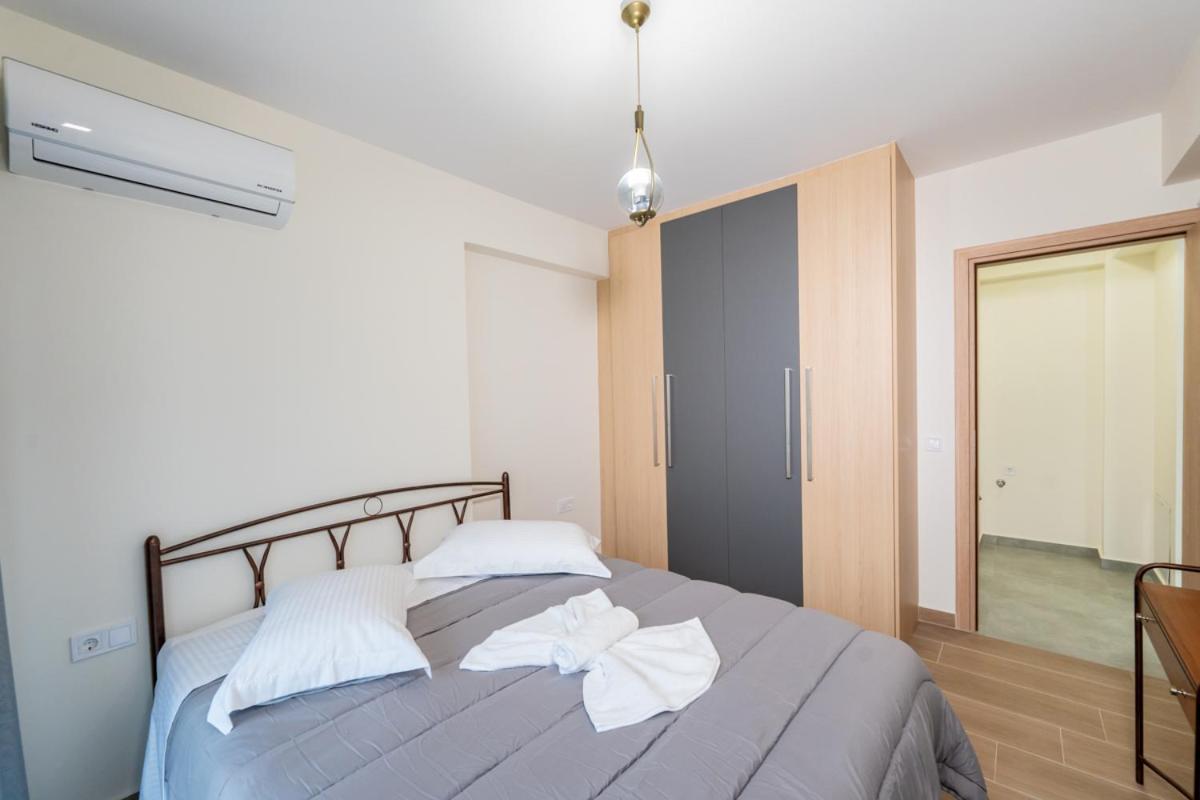 Iaira Apartment Атина Екстериор снимка