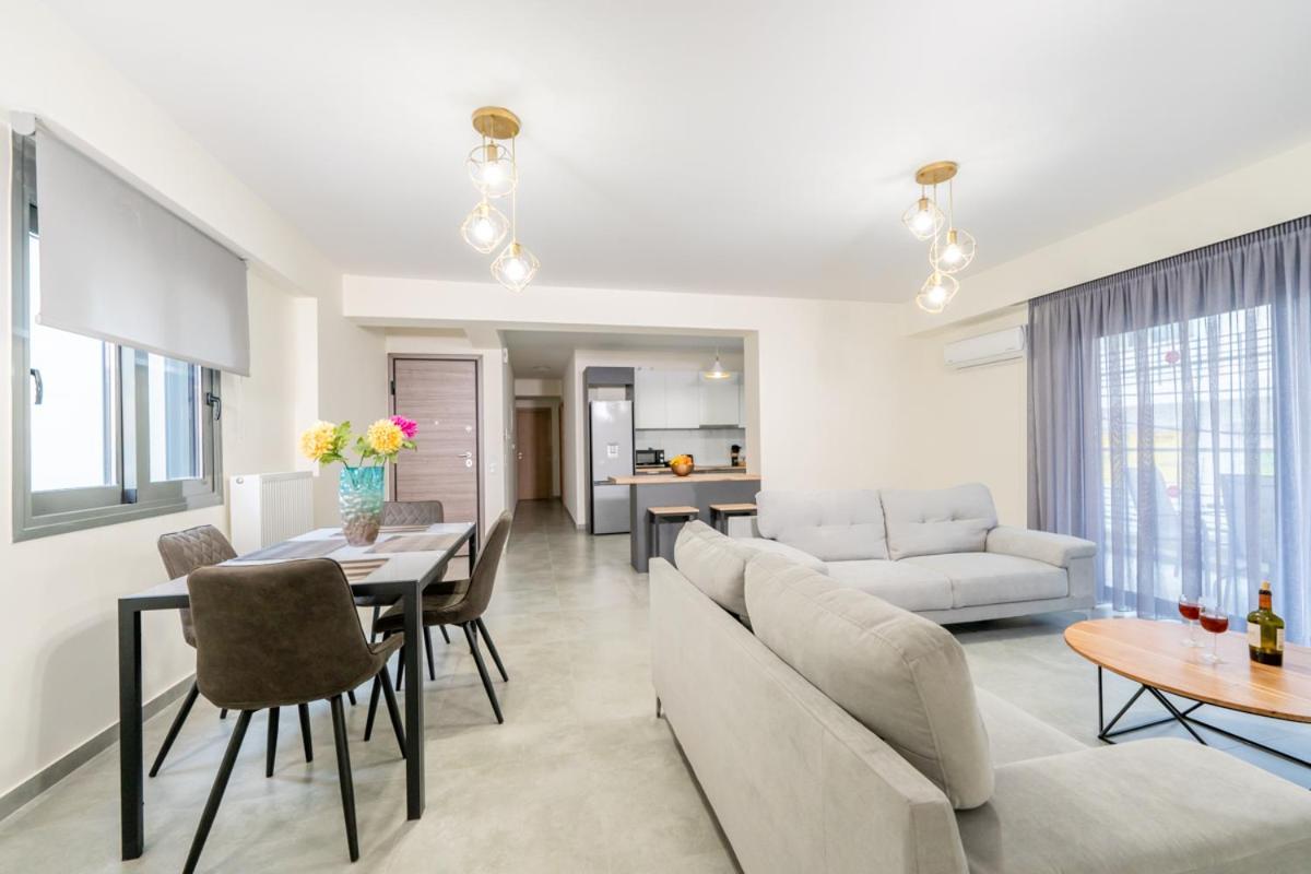 Iaira Apartment Атина Екстериор снимка