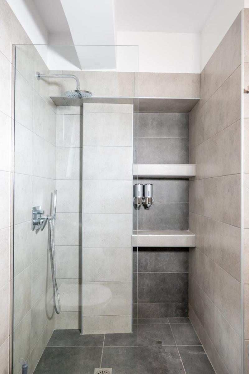Iaira Apartment Атина Екстериор снимка
