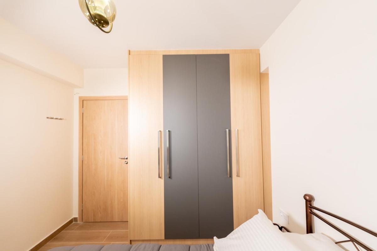 Iaira Apartment Атина Екстериор снимка
