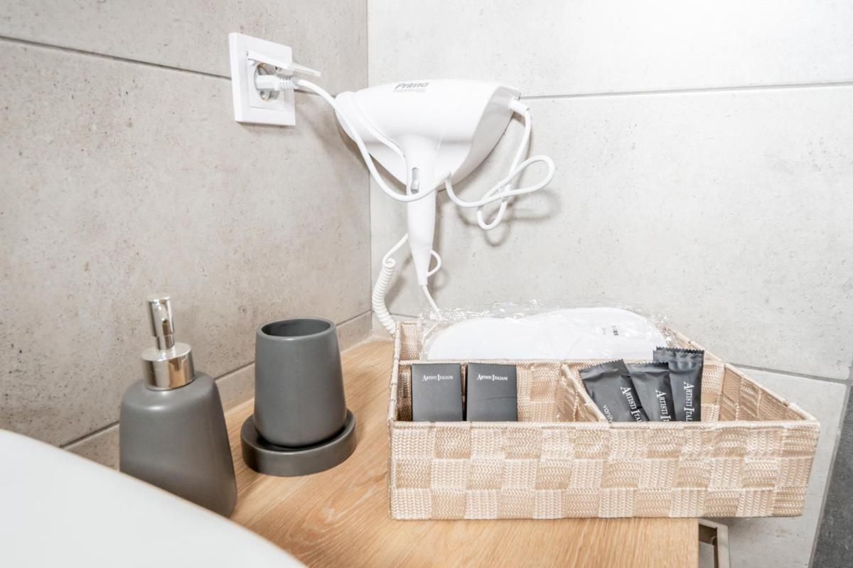 Iaira Apartment Атина Екстериор снимка