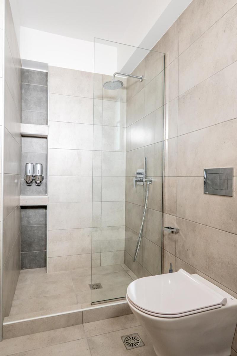 Iaira Apartment Атина Екстериор снимка